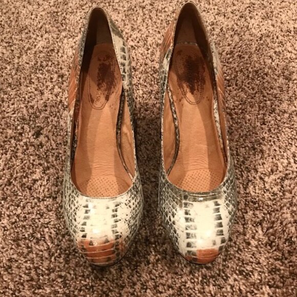 CORSO COMO: WOMENS PATTERNED HEELS-SIZE 9 **FANTASTIC CONDITION** - Picture 6 of 7